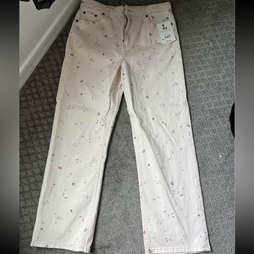 New Free Assembly Pants